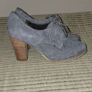 Hush Puppies Paradise Gray Suede Leather Oxford Lace Up Heeled Booties Size 7.5
